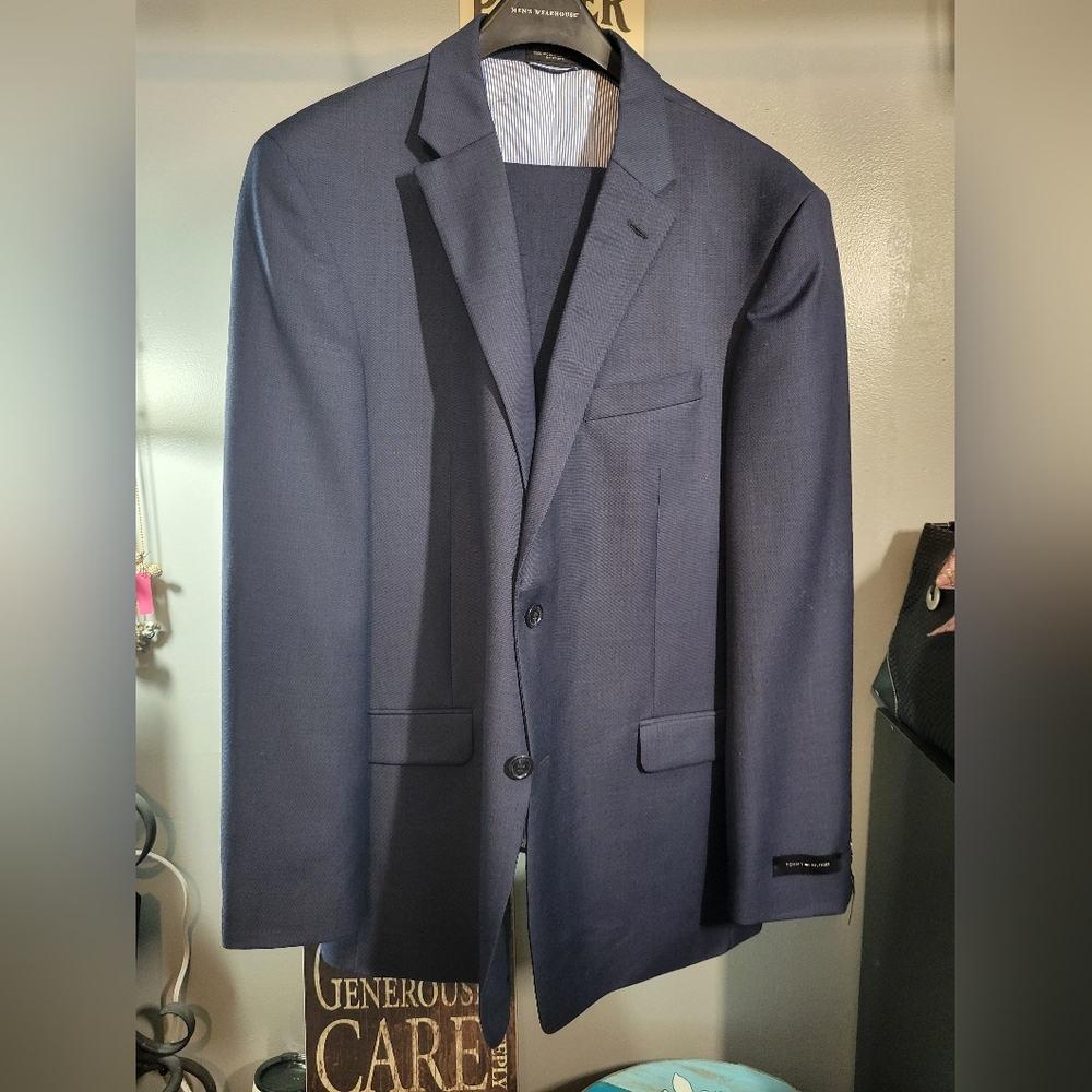 Tommy Hilfiger Men's Navy Blazer Suit And Pants
